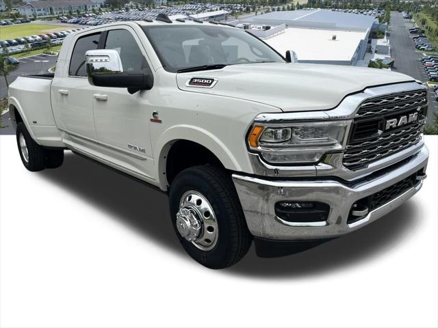 2024 RAM 3500 Limited Mega Cab 4x4 64 Box 2024 RAM 3500 Limited Mega Cab 4x4 64 Box