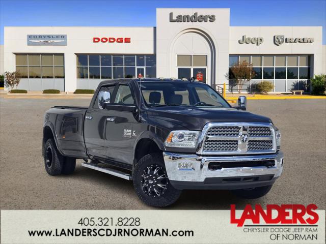 2017 RAM 3500 Laramie Crew Cab 4x4 8 Box 2017 RAM 3500 Laramie Crew Cab 4x4 8 Box