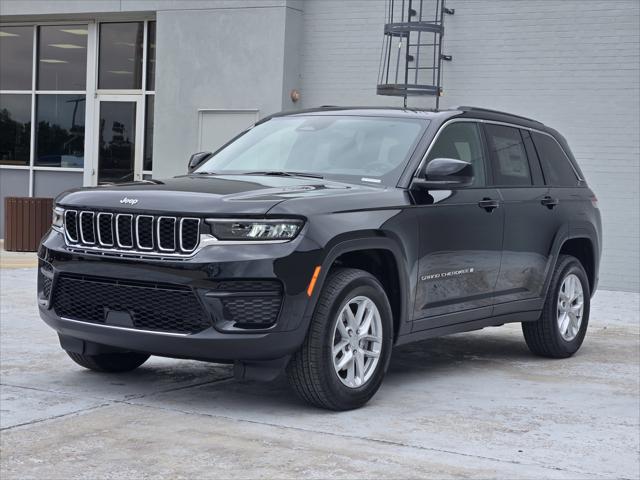 2025 Jeep Grand Cherokee GRAND CHEROKEE LAREDO X 4X2