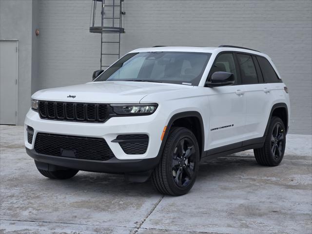 2025 Jeep Grand Cherokee GRAND CHEROKEE ALTITUDE X 4X4