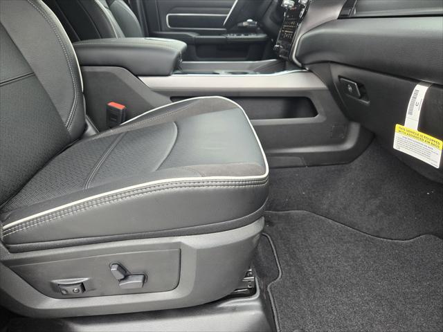 2026 RAM Ram 2500 RAM 2500 LARAMIE MEGA CAB 4X4 64 BOX