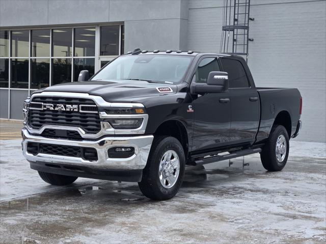2026 RAM 2500 RAM 2500 TRADESMAN CREW CAB 4X4 64 BOX