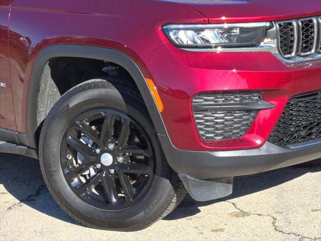 2024 Jeep Grand Cherokee Laredo X 4x4