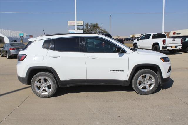 2023 Jeep Compass Latitude 4x4 2023 Jeep Compass Latitude 4x4