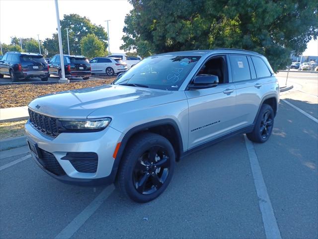 2023 Jeep Grand Cherokee Altitude 4x4