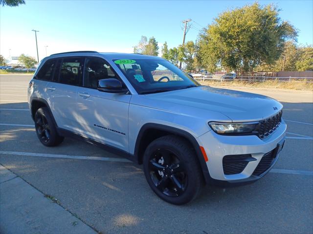 2023 Jeep Grand Cherokee Altitude 4x4