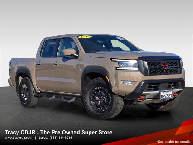 2024 Nissan Frontier Crew Cab PRO-4X 4x4 2024 Nissan Frontier Crew Cab PRO-4X 4x4