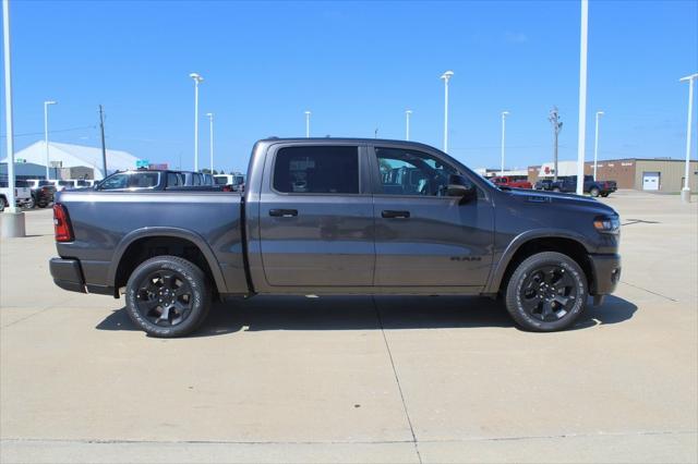 2025 RAM Ram 1500 RAM 1500 BIG HORN CREW CAB 4X4 57 BOX