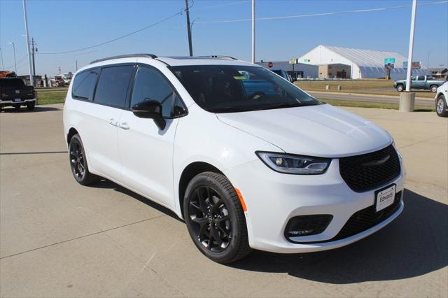 2026 Chrysler Pacifica PACIFICA LIMITED AWD