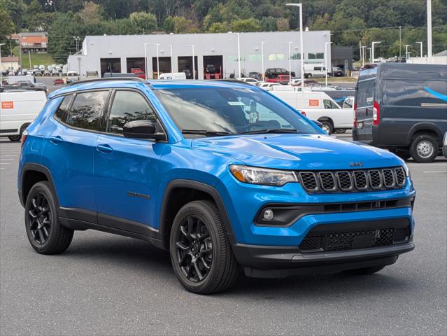 2025 Jeep Compass COMPASS LATITUDE 4X4