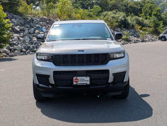 2025 Jeep Grand Cherokee GRAND CHEROKEE L ALTITUDE X 4X4 2025 Jeep Grand Cherokee GRAND CHEROKEE L ALTITUDE X 4X4