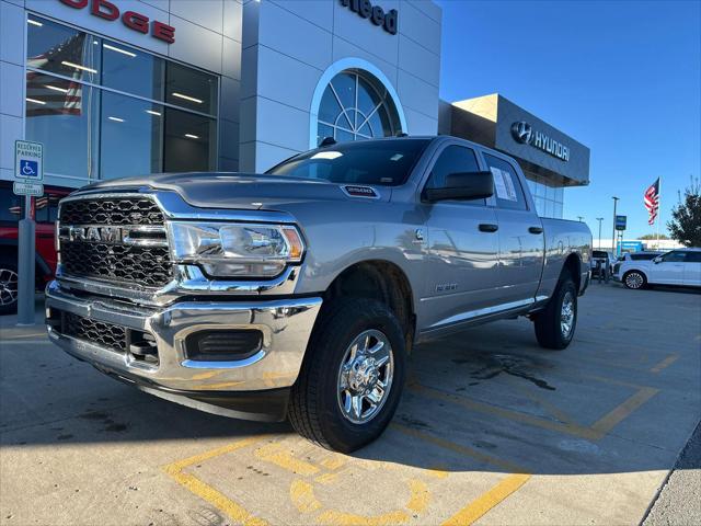 2022 RAM 2500 Tradesman Crew Cab 4x4 64 Box 2022 RAM 2500 Tradesman Crew Cab 4x4 64 Box