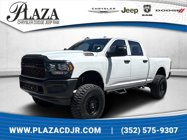 2023 RAM 2500 Tradesman Crew Cab 4x4 64 Box