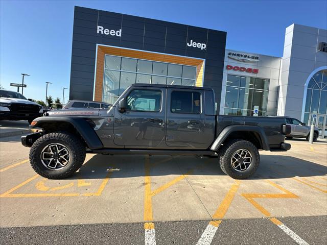2025 Jeep Gladiator GLADIATOR RUBICON 4X4