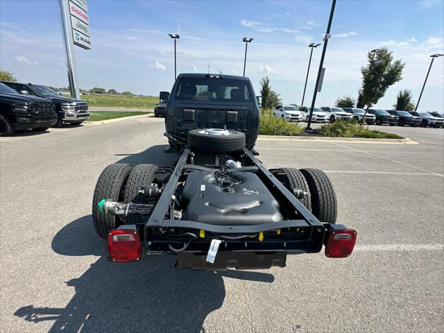 2026 RAM Ram 5500 Chassis Cab RAM 5500 TRADESMAN CHASSIS REGULAR CAB 4X4 84 CA 2026 RAM Ram 5500 Chassis Cab RAM 5500 TRADESMAN CHASSIS REGULAR CAB 4X4 84 CA