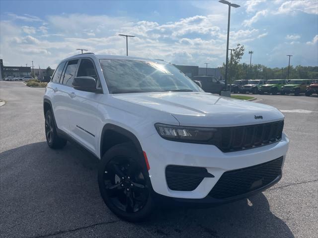 2025 Jeep Grand Cherokee GRAND CHEROKEE ALTITUDE X 4X4