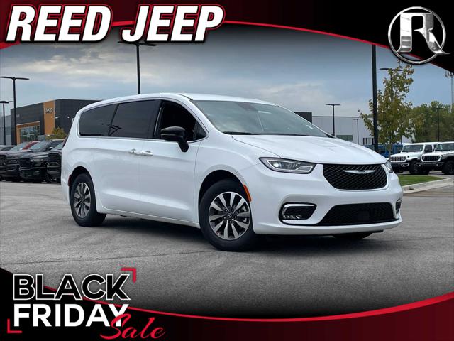 2026 Chrysler Pacifica Plug-In Hybrid PACIFICA PLUG-IN HYBRID SELECT 2026 Chrysler Pacifica Plug-In Hybrid PACIFICA PLUG-IN HYBRID SELECT