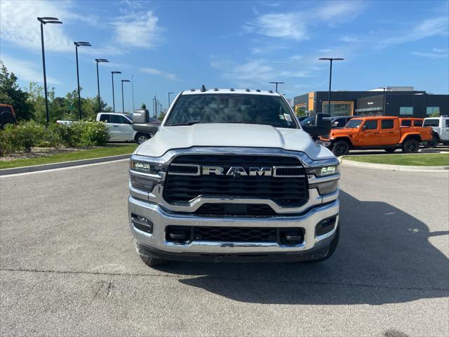 2025 RAM Ram 2500 RAM 2500 TRADESMAN CREW CAB 4X4 64 BOX