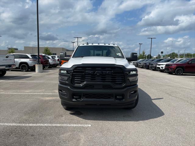 2025 RAM Ram 2500 RAM 2500 TRADESMAN CREW CAB 4X4 64 BOX