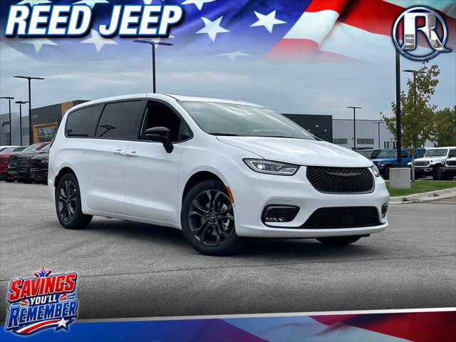 2026 Chrysler Pacifica PACIFICA SELECT