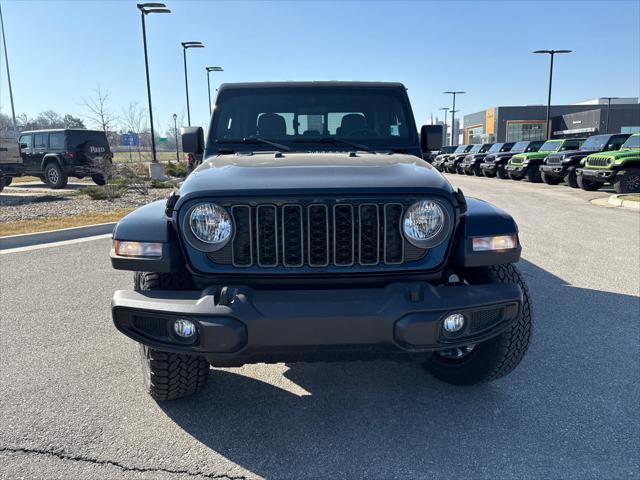 2025 Jeep Gladiator GLADIATOR NIGHTHAWK 4X4