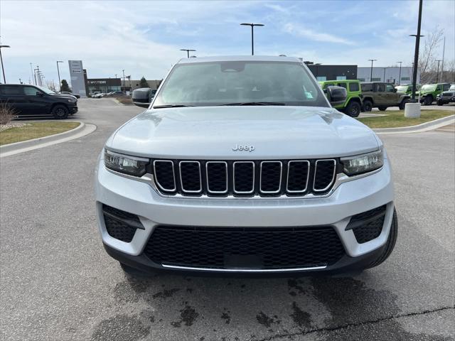 2025 Jeep Grand Cherokee GRAND CHEROKEE LAREDO X 4X4 2025 Jeep Grand Cherokee GRAND CHEROKEE LAREDO X 4X4