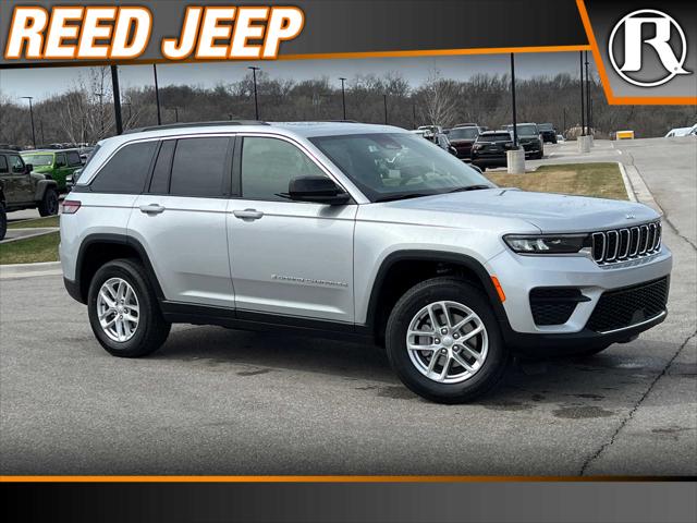 2025 Jeep Grand Cherokee GRAND CHEROKEE LAREDO X 4X4 2025 Jeep Grand Cherokee GRAND CHEROKEE LAREDO X 4X4