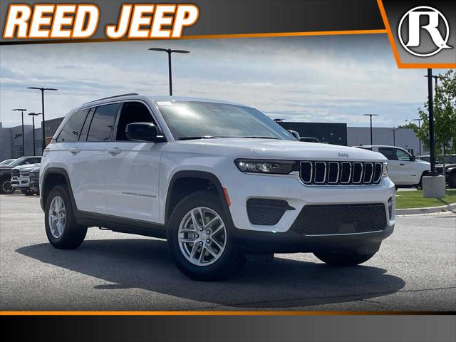 2025 Jeep Grand Cherokee GRAND CHEROKEE LAREDO X 4X4 2025 Jeep Grand Cherokee GRAND CHEROKEE LAREDO X 4X4