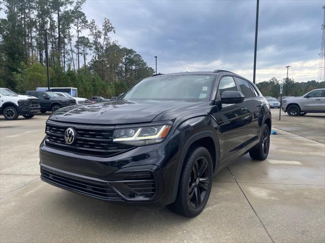 2023 Volkswagen Atlas Cross Sport 2.0T SEL R-Line Black