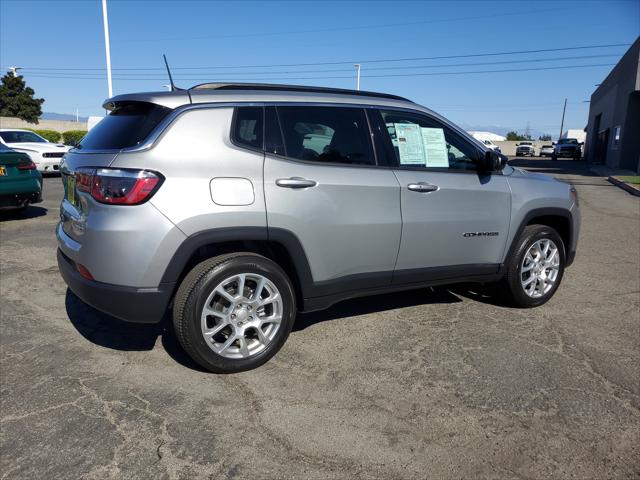 2023 Jeep Compass Latitude Lux FWD
