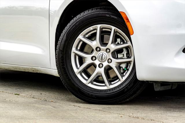 2024 Chrysler Voyager LX 2024 Chrysler Voyager LX