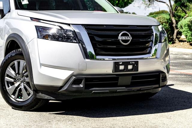 2024 Nissan Pathfinder SV FWD 2024 Nissan Pathfinder SV FWD