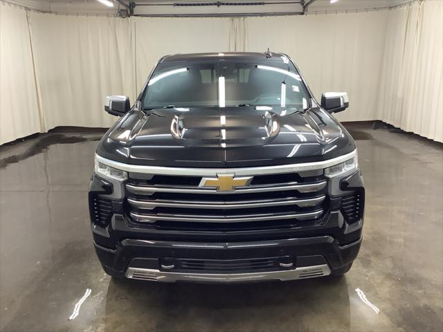 2023 Chevrolet Silverado 1500 4WD Crew Cab Short Bed High Country
