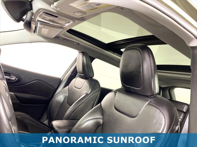 2019 Jeep Cherokee Latitude Plus 4x4 2019 Jeep Cherokee Latitude Plus 4x4