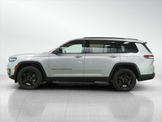 2023 Jeep Grand Cherokee L Altitude 4x4