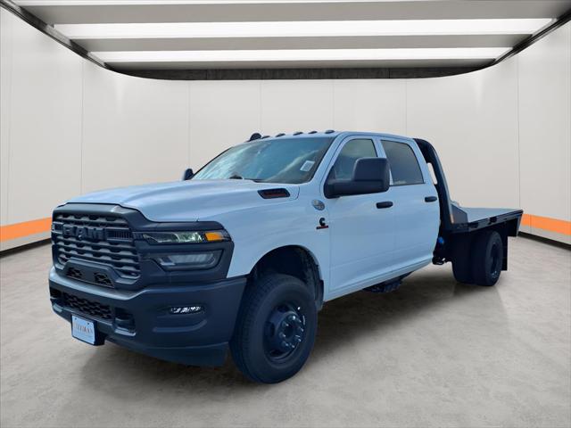 2025 RAM Ram 3500 Chassis Cab RAM 3500 TRADESMAN CREW CAB CHASSIS 4X4 60 CA