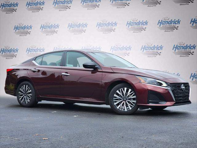 2025 Nissan Altima SV FWD