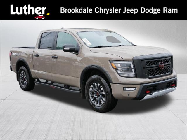 2023 Nissan TITAN Crew Cab PRO-4X 4x4 2023 Nissan TITAN Crew Cab PRO-4X 4x4