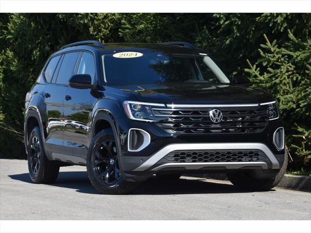 2024 Volkswagen Atlas 2.0T Peak Edition SEL