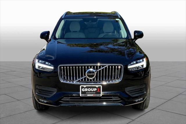 2021 Volvo XC90 T5 Momentum 7 Passenger 2021 Volvo XC90 T5 Momentum 7 Passenger