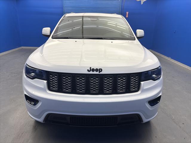 2019 Jeep Grand Cherokee Altitude 4x4 2019 Jeep Grand Cherokee Altitude 4x4