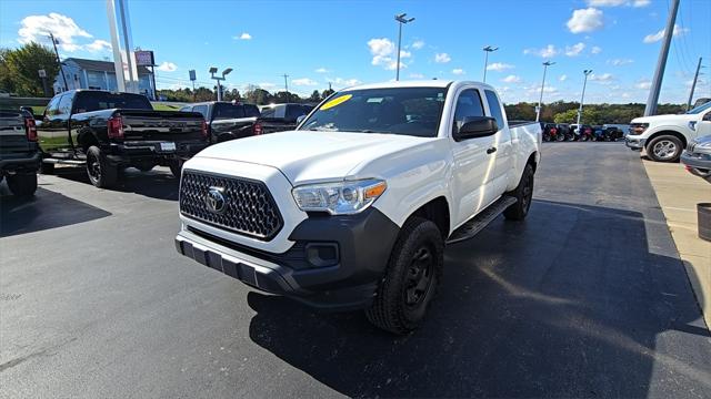 2016 Toyota Tacoma SR 2016 Toyota Tacoma SR
