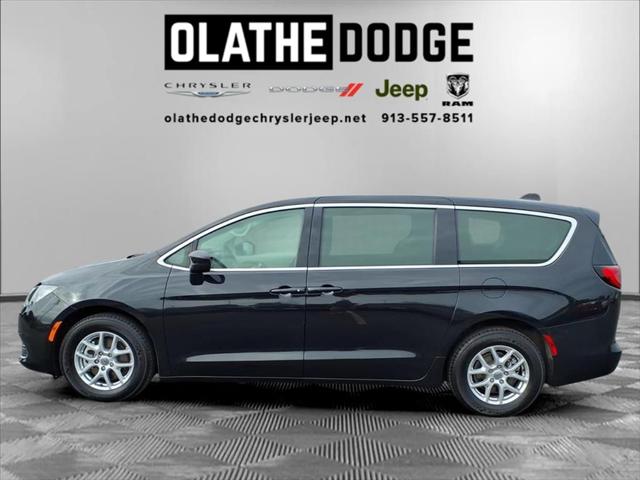 2023 Chrysler Voyager LX 2023 Chrysler Voyager LX