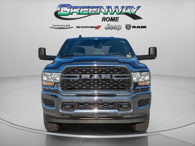 2022 RAM 3500 Big Horn Crew Cab 4x4 8 Box 2022 RAM 3500 Big Horn Crew Cab 4x4 8 Box