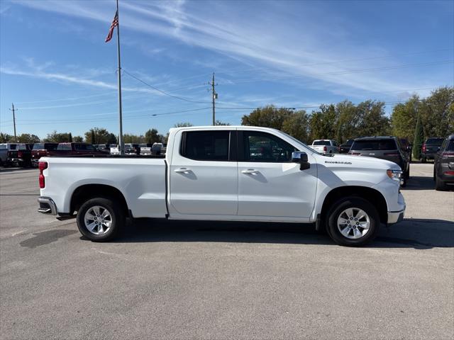 2023 Chevrolet Silverado 1500 4WD Crew Cab Standard Bed LT