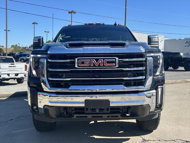 2024 GMC Sierra 2500HD 4WD Crew Cab Standard Bed SLT 2024 GMC Sierra 2500HD 4WD Crew Cab Standard Bed SLT
