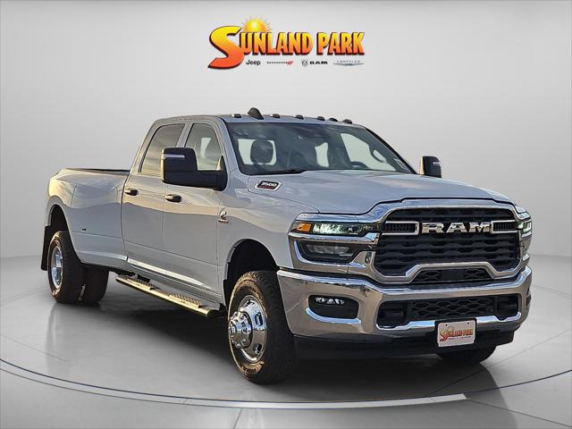 2026 RAM Ram 3500 RAM 3500 TRADESMAN CREW CAB 4X4 8 BOX