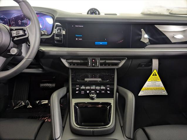 2025 Porsche Cayenne Unknown