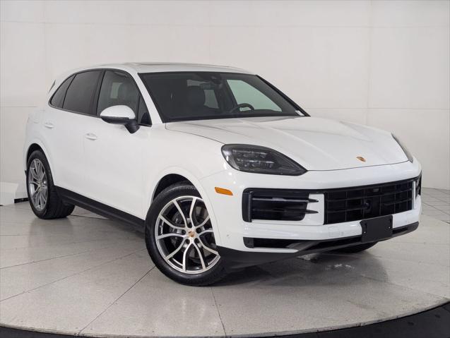 2025 Porsche Cayenne Unknown
