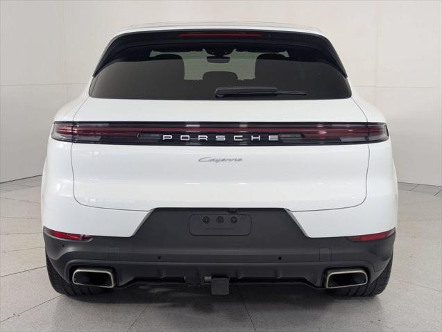 2025 Porsche Cayenne Unknown